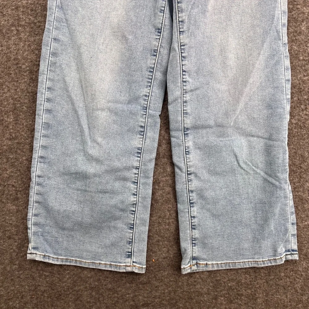 Gap Kids Light Wash Wide-Leg Ankle Sweatpant Jeans Size 12 Cropped Denim